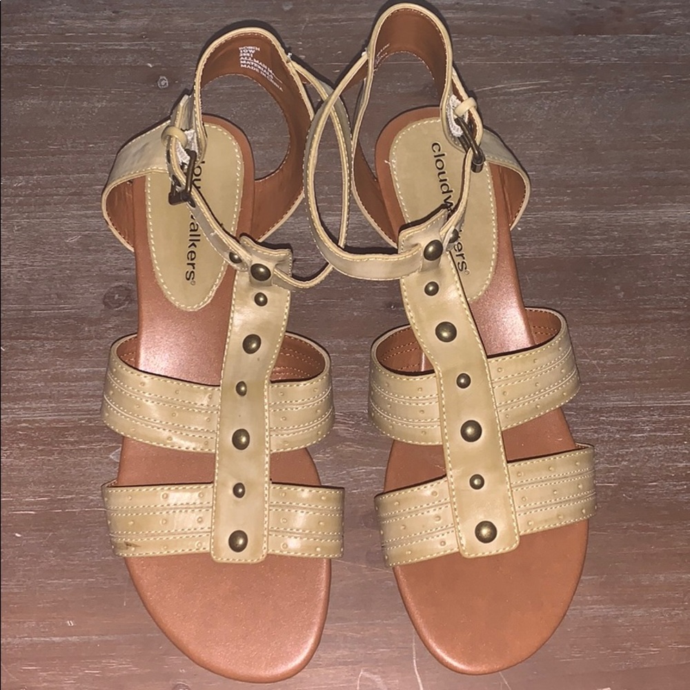 NEW!!! Cloud Walkers Sandals